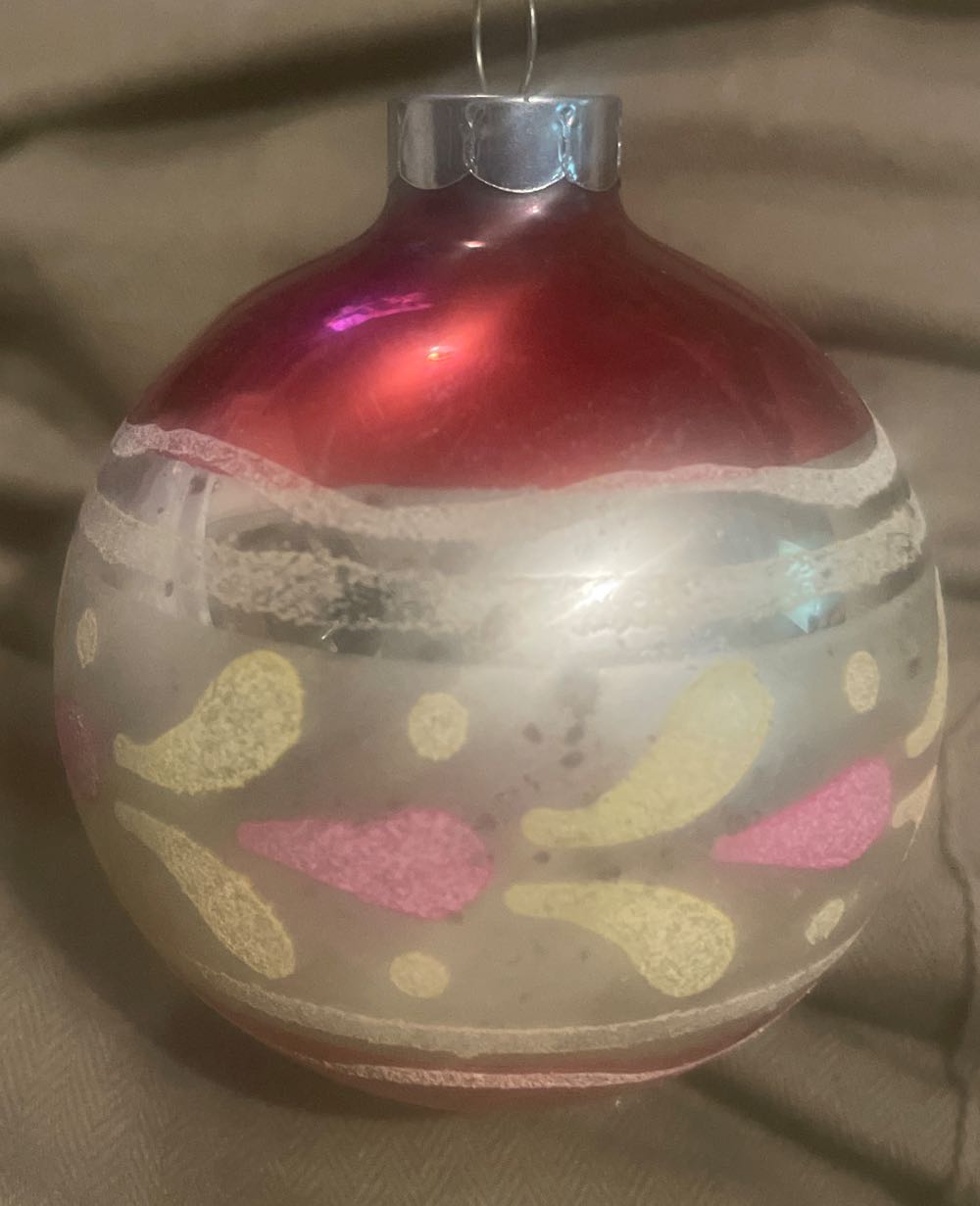 Shiny Brite - Round - Stencil - Frosted - Stencil (Round) ornament collectible - Main Image 2