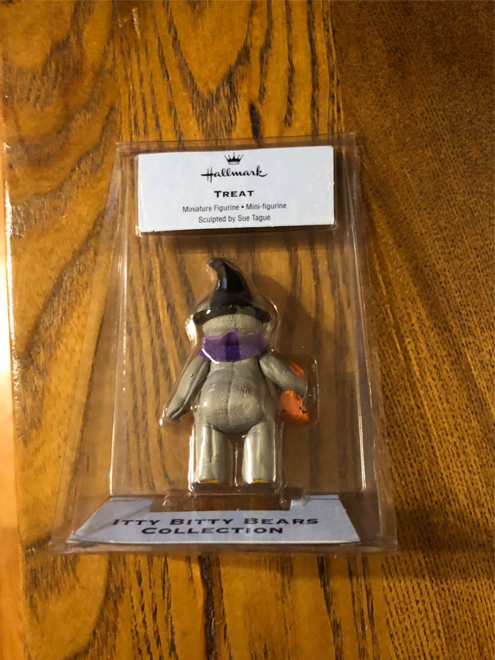 **Itty Bitty Bears Treat  ornament collectible [Barcode 015012666311] - Main Image 2