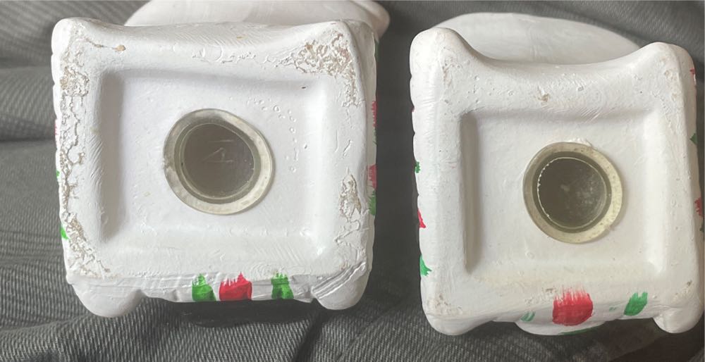 S&P - Santa and Mrs Claus In Rocking Chairs - Santa (Salt & Pepper Shakers) ornament collectible - Main Image 4