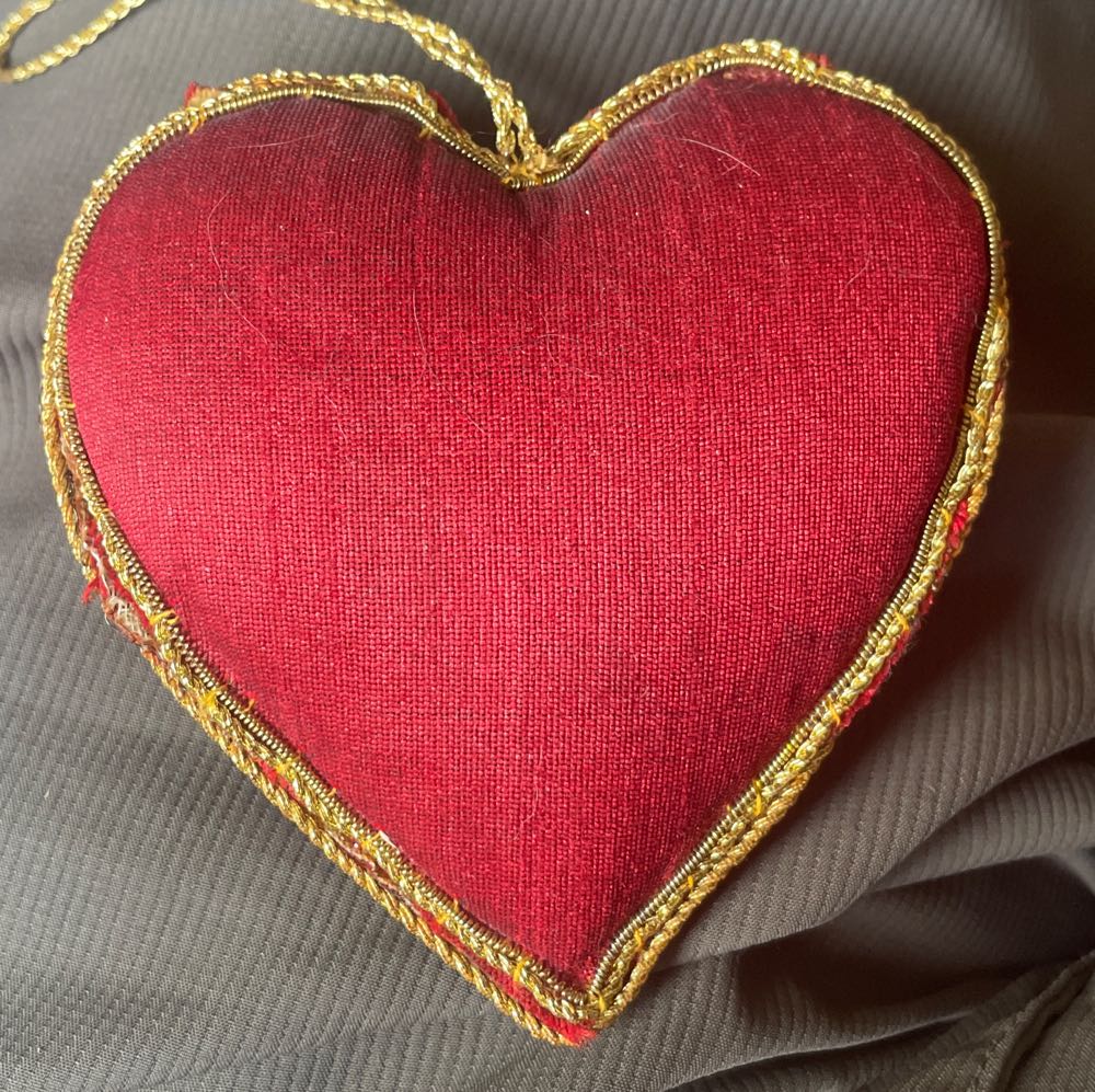 Heart - Embroidary, Beads & Sequins - Burgundy, Gold - Heart (Embroidery) ornament collectible - Main Image 2