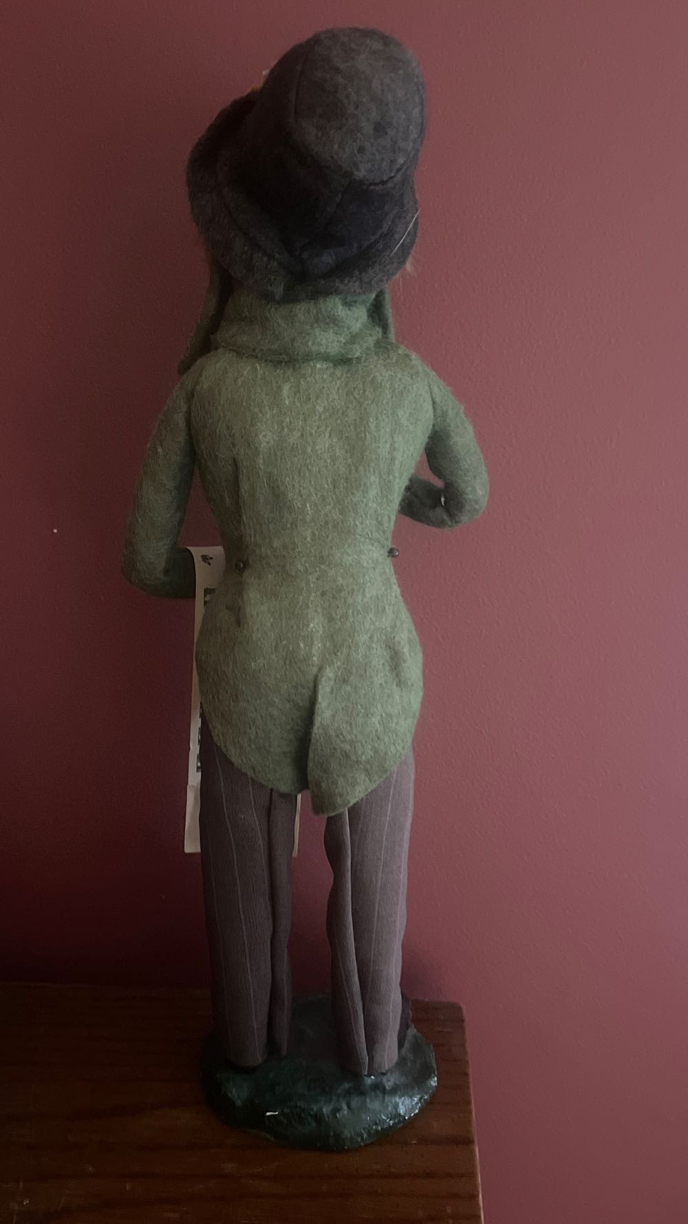 Byers Choice Ltd - 1984 - Man With Mustache - Holding Scroll Of Music - Man With Mustache (Carolers) ornament collectible - Main Image 2