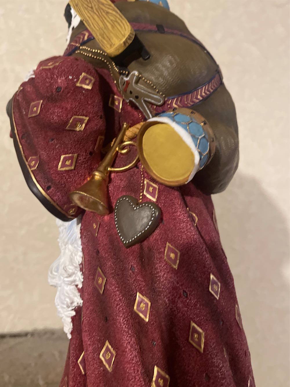 Pipka - 2000 - Santa With Toys - #3901/4500 - Design #13940 - Memories of Christmas (Collectible Series) ornament collectible - Main Image 3