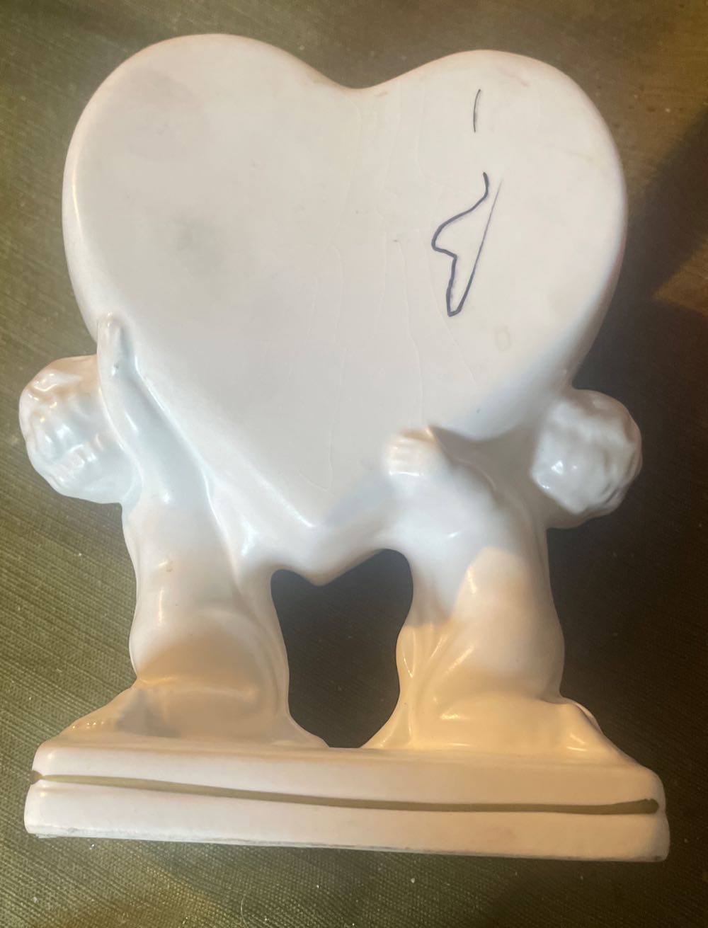 Inarco - Valentine - Cherubs Holding Heart - Flower Holder - E-1560 - Planter (Valentine) ornament collectible - Main Image 2