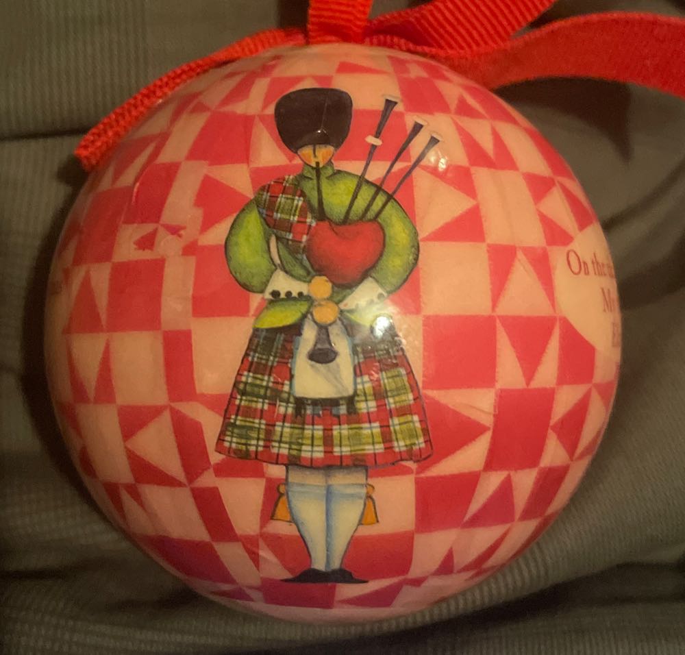 62244 Lemax Sticky Apples