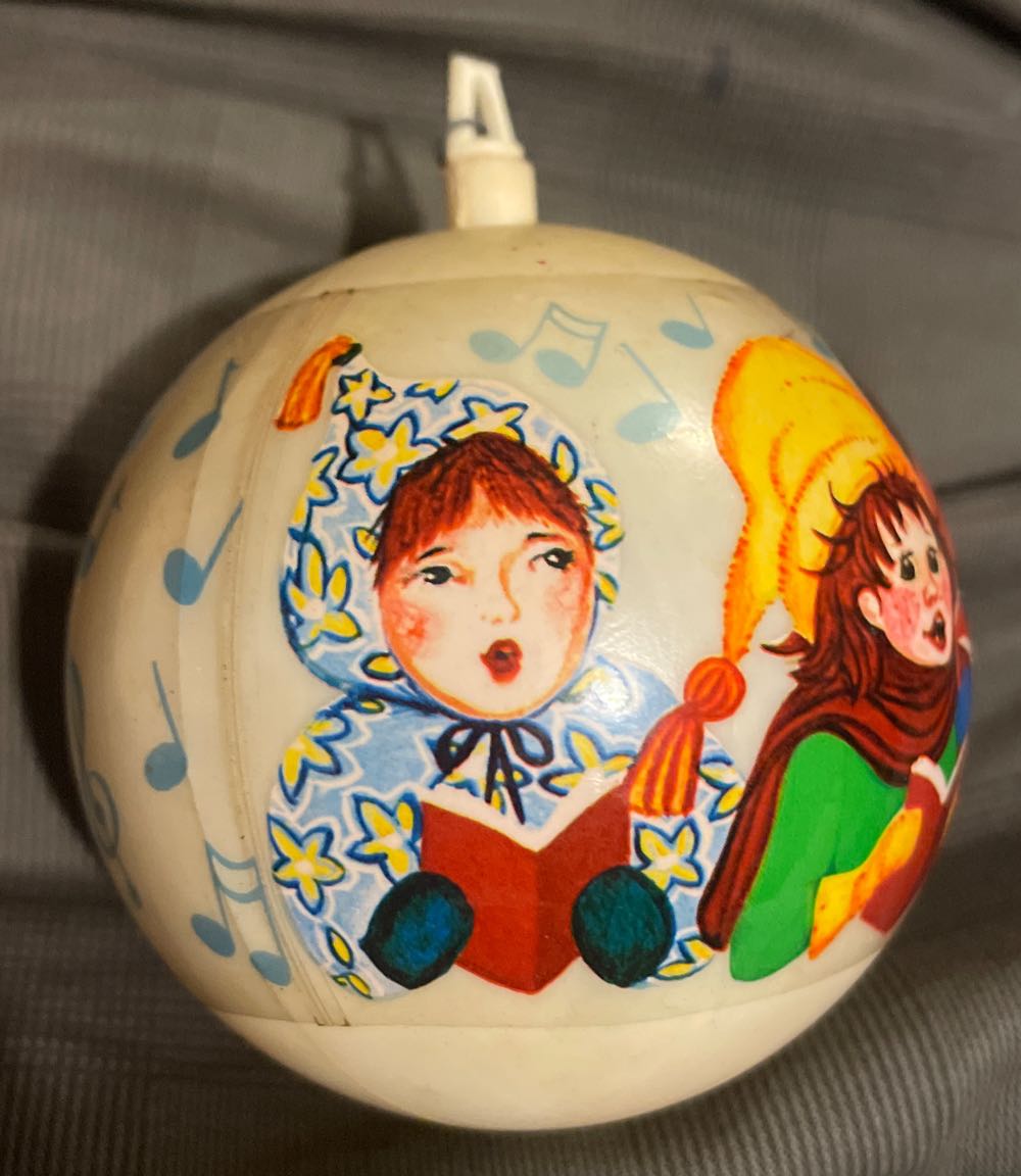 Scooby-Doo Building A Snowman