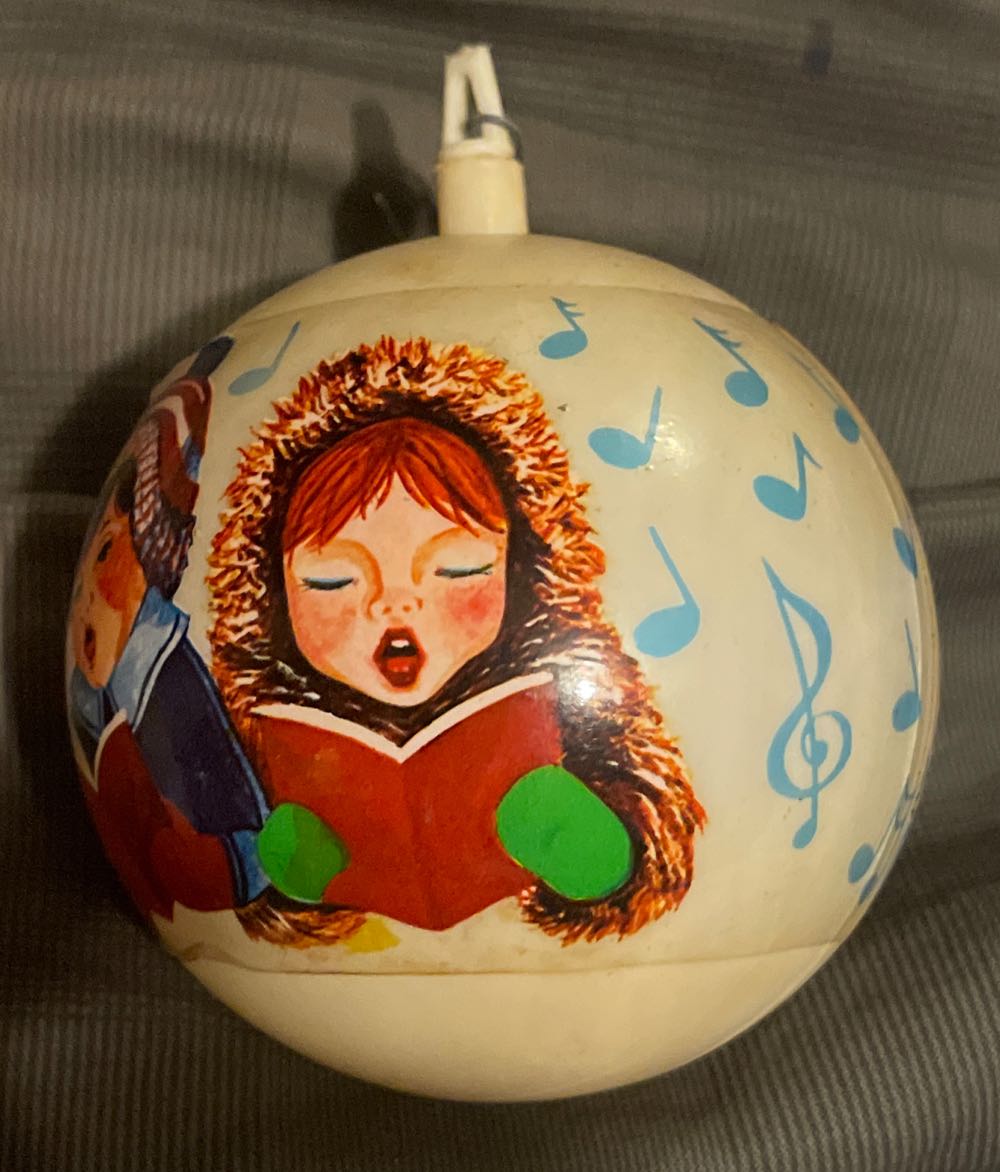 Bradford - Round - Carolers - Carolers (Round) ornament collectible - Main Image 4
