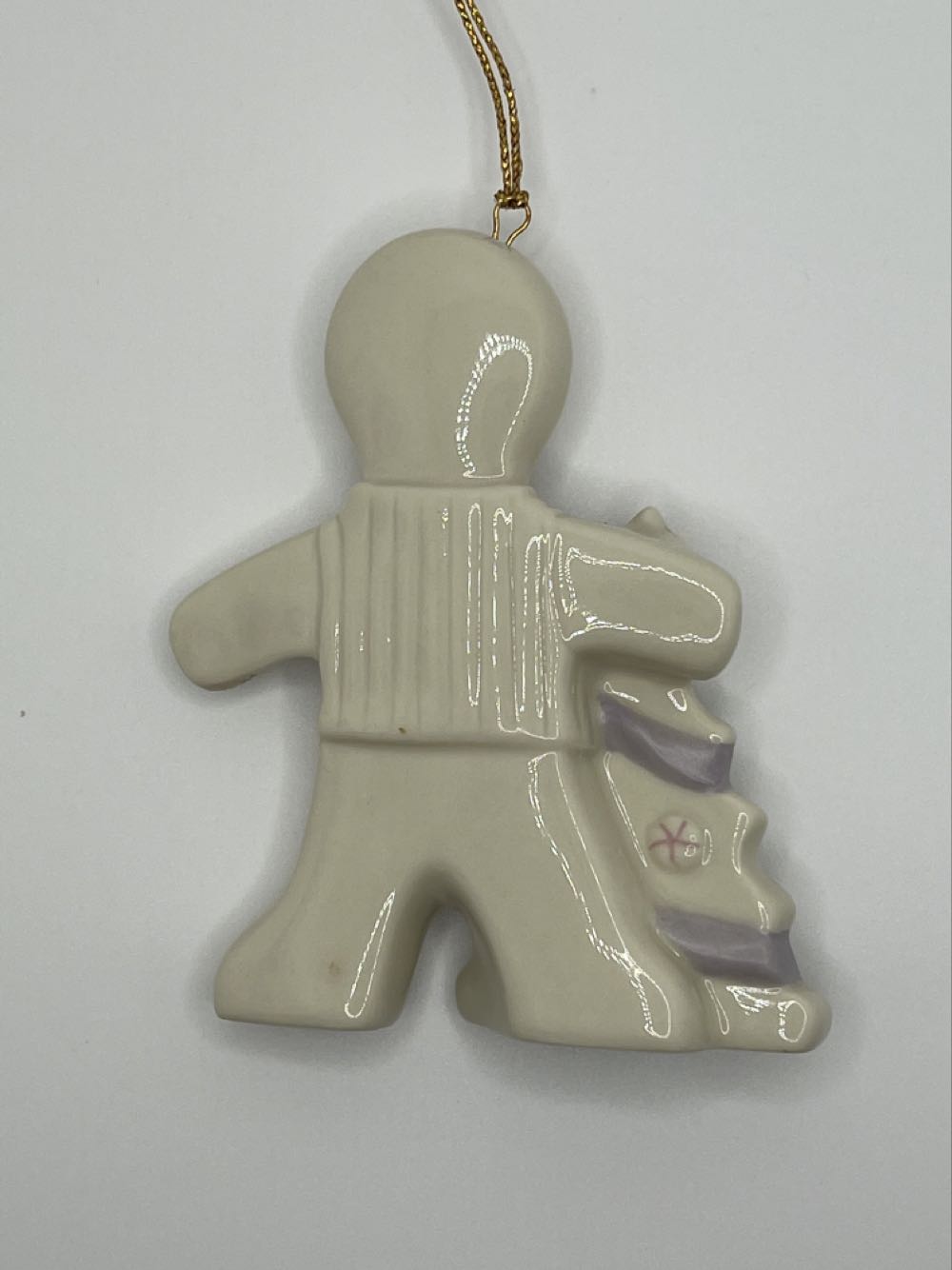 Lenox 2001 Annual Gingerbread  ornament collectible - Main Image 2