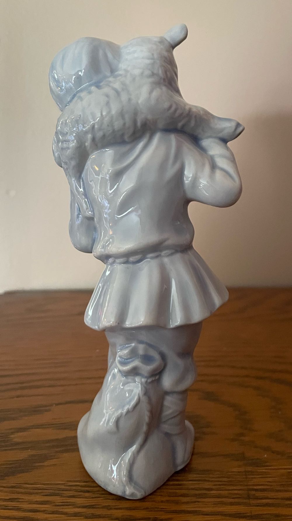 Ceramic - Provincial - Nativity - Shepherd - Boy With Lamb - P541 - Shepherd (Nativity) ornament collectible - Main Image 2