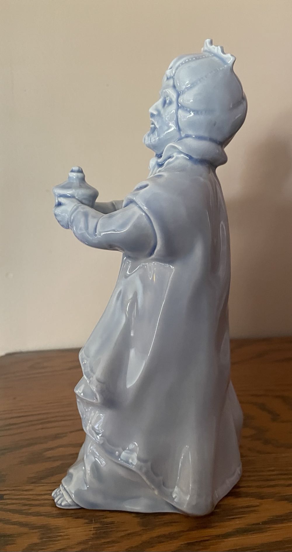 Ceramic - Provincial - Nativity - Magi - King With Jar - P534 - Magi (Nativity) ornament collectible - Main Image 4