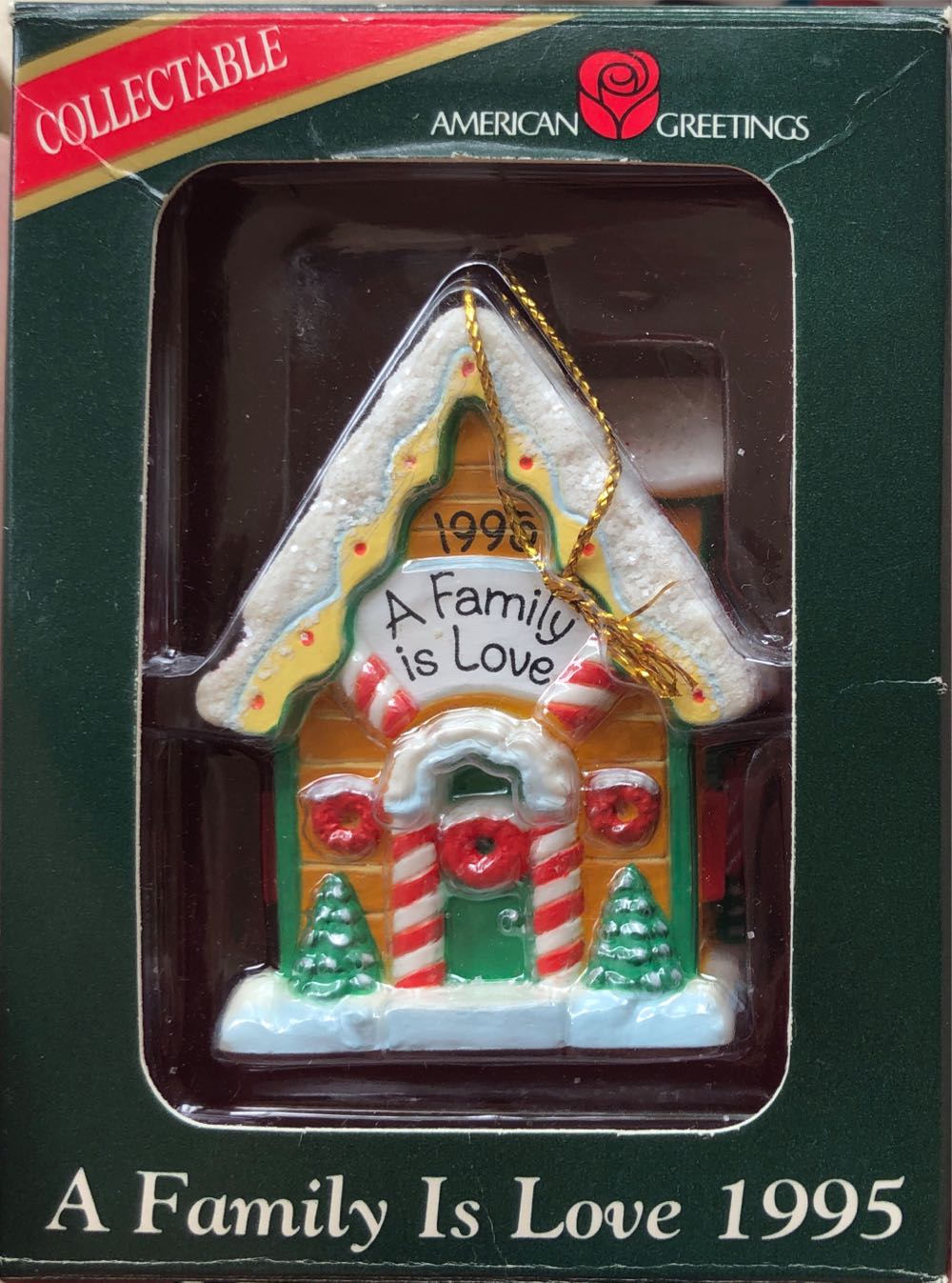 A Family Is Love  ornament collectible [Barcode 018100200572] - Main Image 1