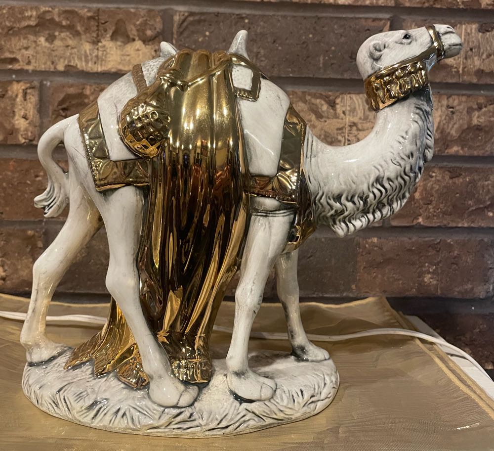 Ceramic - Holland - Nativity - (Set 3) - Animal - Camel - Standing - #574 - Animals (Nativity) ornament collectible - Main Image 2