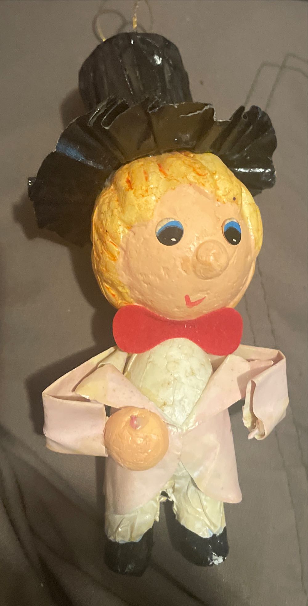 Goebel - Robinson - White Robed Angel With Lantern - 41 412 09