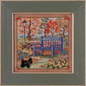 Ceramic - Holland - Nativity - (Set 3) - Shepherd - Standing - Holding Lamb - #559