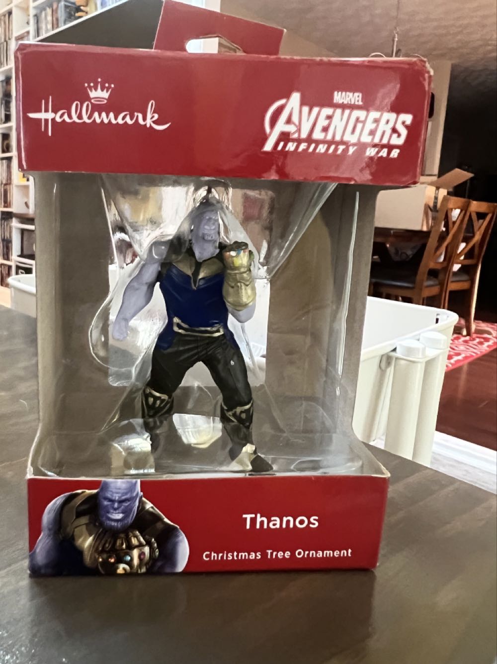 Thanos - Marvel (Marvel) ornament collectible - Main Image 2