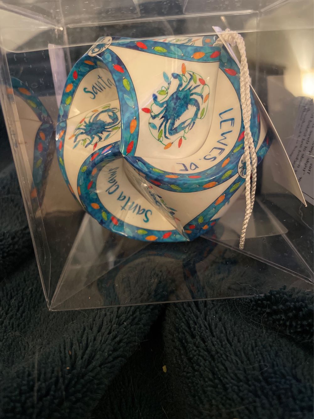 Lewes Crab Paper Ball - Lewes (Travel) ornament collectible [Barcode 50714171] - Main Image 2