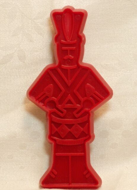 Jewelbrite - Orb - Gold - Poinsettia - White