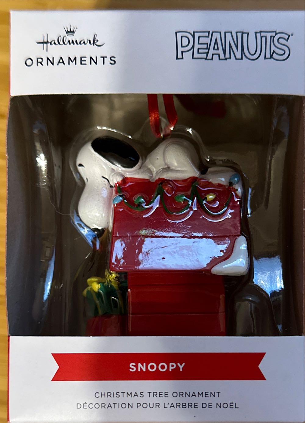 Snoopy On Holiday Doghouse Christmas Ornament - The Peanuts Gang (Peanuts) ornament collectible [Barcode 763795839803] - Main Image 2