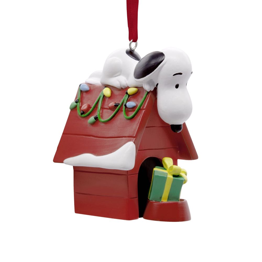 Snoopy On Holiday Doghouse Christmas Ornament - The Peanuts Gang (Peanuts) ornament collectible [Barcode 763795839803] - Main Image 4