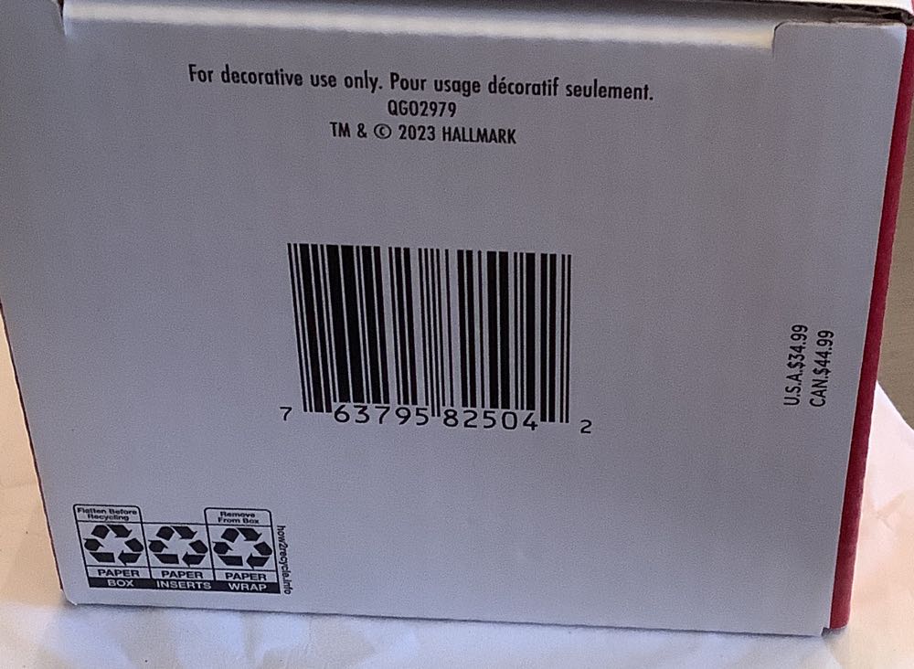 Noble Nutcracker 2023 Special Edition  - Noble Nutcrackers (Collectible Series - Special Edition) ornament collectible [Barcode 763795825042] - Main Image 2