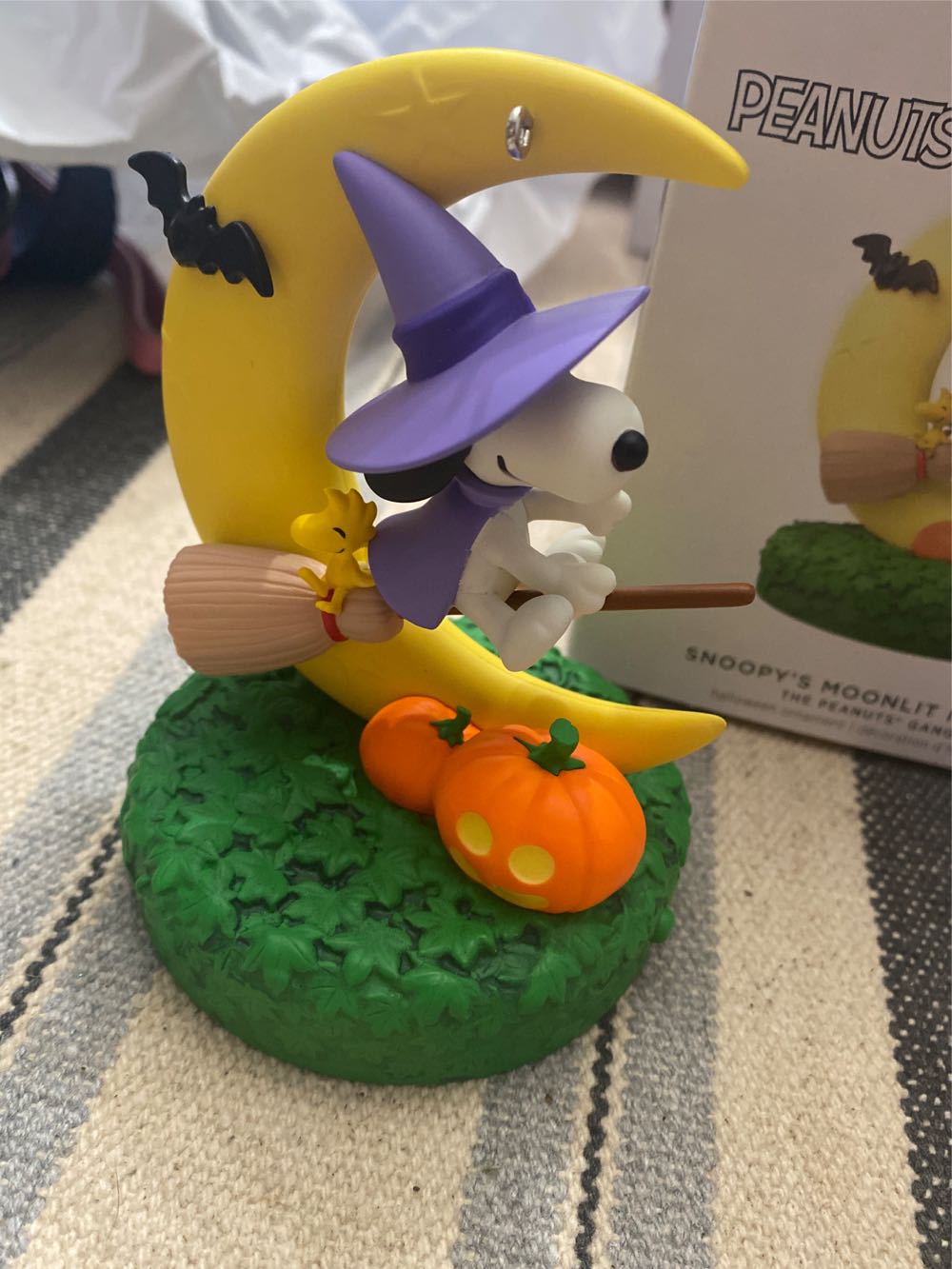 Snoopy’s Moonlit Mischief - Halloween Peanuts (Peanuts) ornament collectible [Barcode 763795818839] - Main Image 3