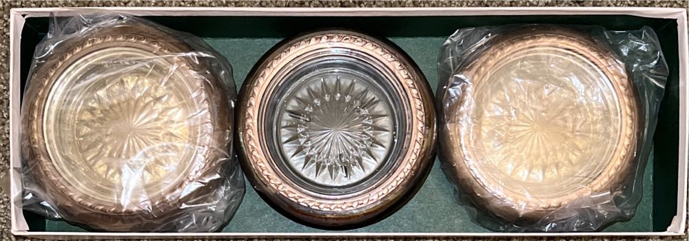 Lucky Day Beaded Counted Cross Stitch Ornament Kit Mill Hill Spring Bouquet Mh18-0102