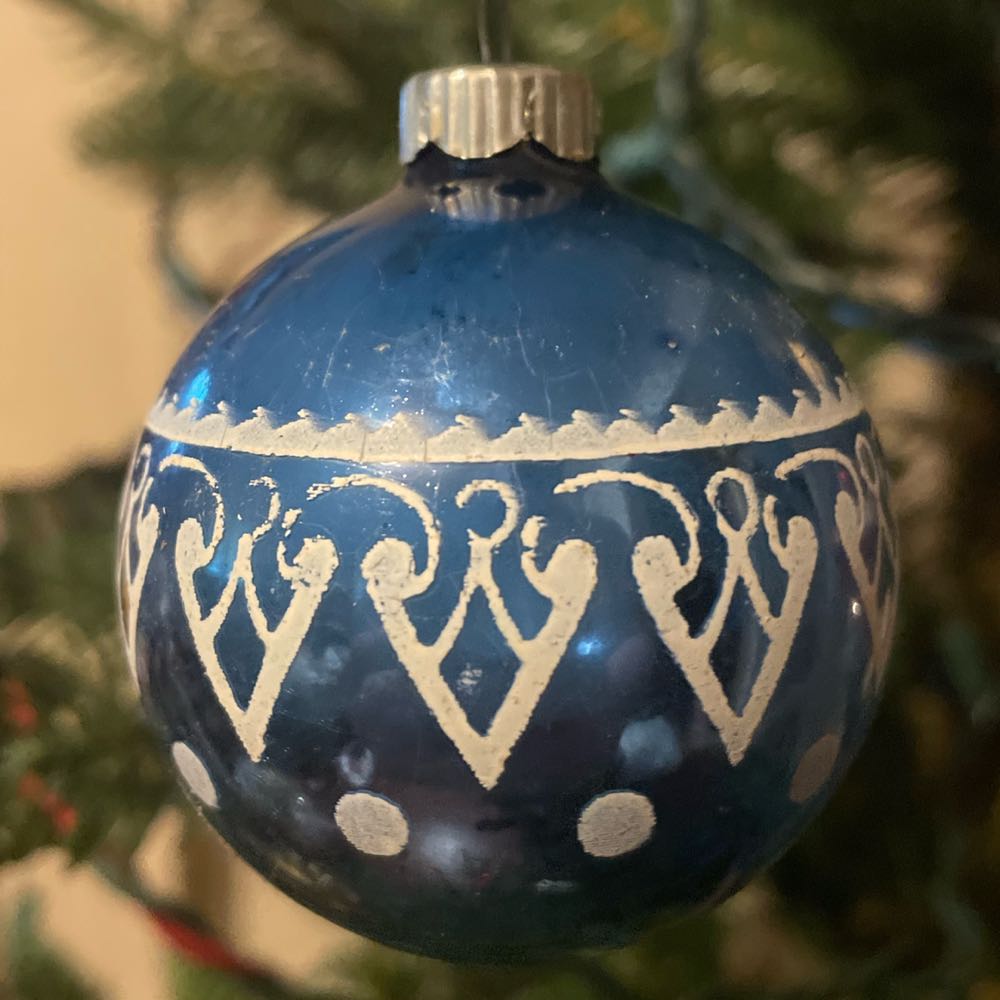 Charlie Brown Christmas Mini Figure Clip On