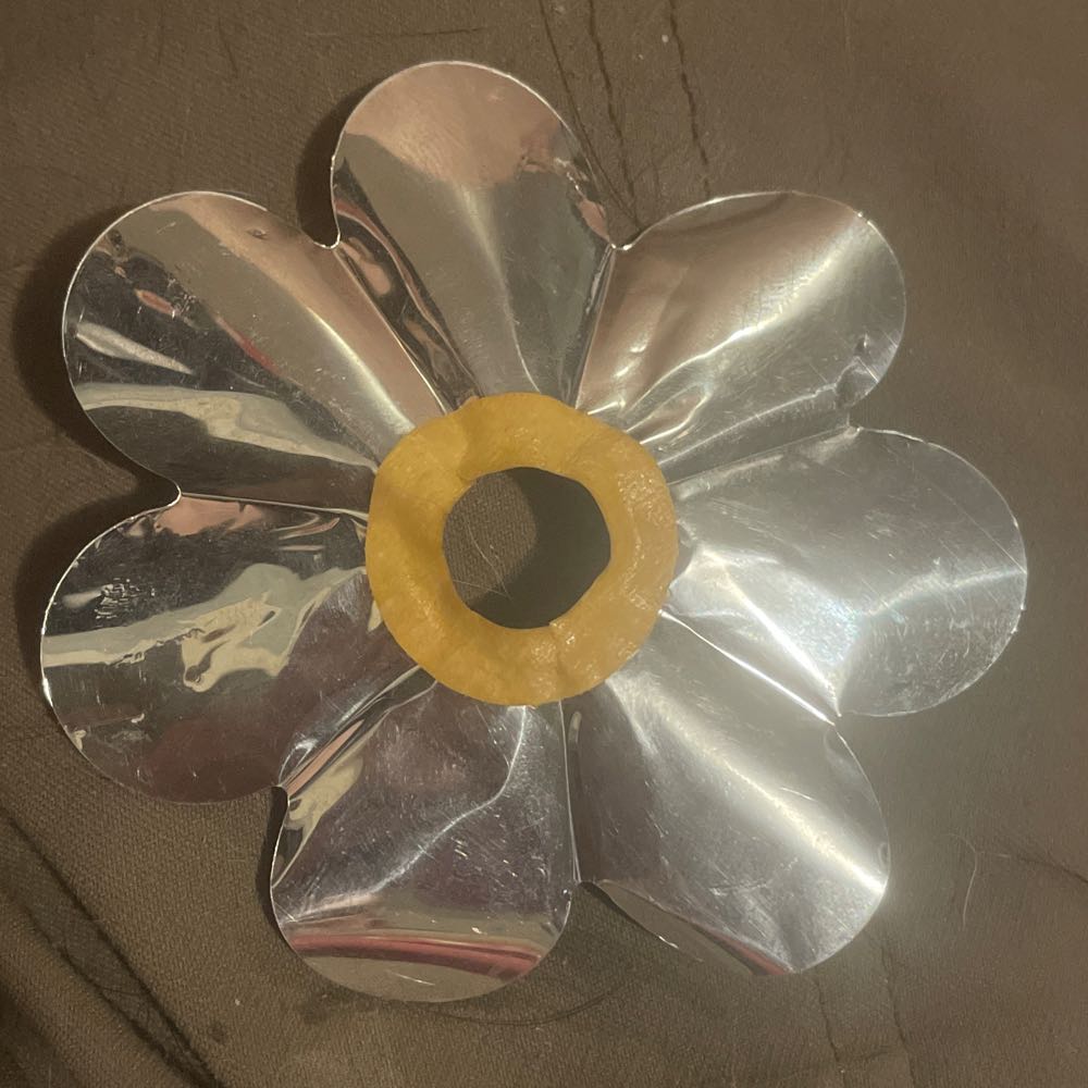Foil - Reflector - Flower - 7 Petal - Silver - Reflector (Christmas Lights) ornament collectible - Main Image 2