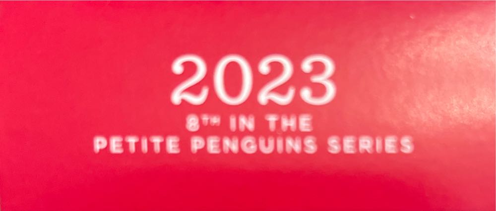 Miniature Petite Penguins #8 A Welcoming Wreath - Petite Penguins (Petite Penguins) ornament collectible [Barcode 763795788798] - Main Image 2