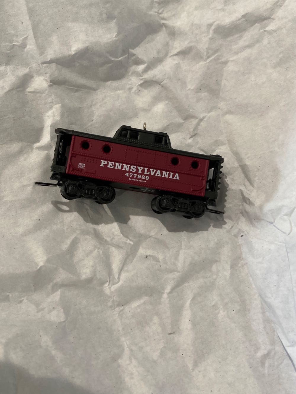 Lionel Pennsylvania K4 Caboose 🚂 - Lionel Trains (Lionel Trains) ornament collectible [Barcode 763795800292] - Main Image 4