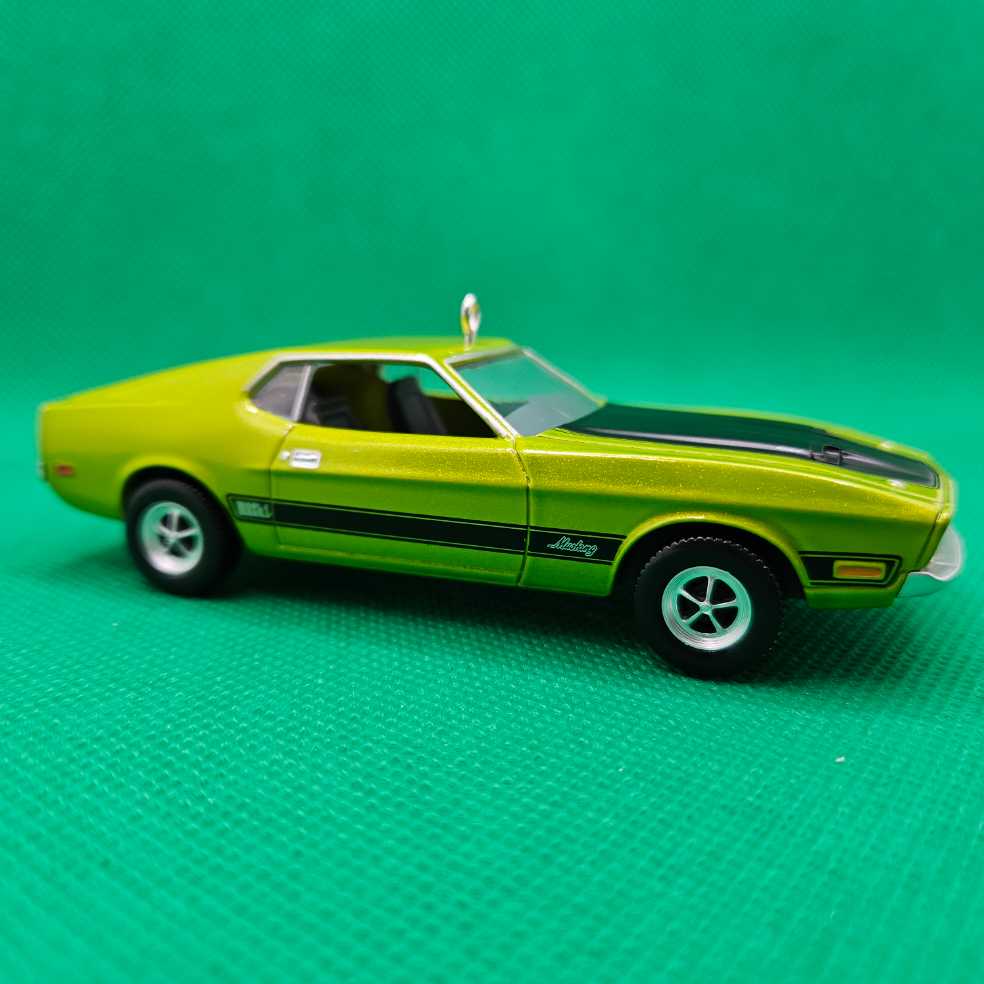 #33  1973 Ford Mustang Mach 1 #33 - Classic American Cars (Cars) ornament collectible [Barcode 763795786060] - Main Image 2