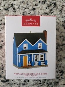 Lemax School Teacher #52017