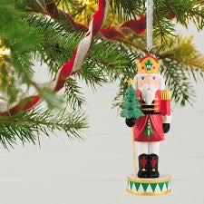 Noble Nutcracker - (Special Edition) - Noble Nutcracker (Limited Quantity) ornament collectible - Main Image 3