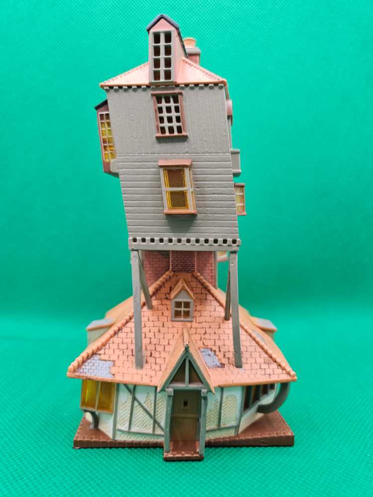 The Burrow - Wizarding World Of Harry Potter (Harry Potter) ornament collectible [Barcode 763795820764] - Main Image 2