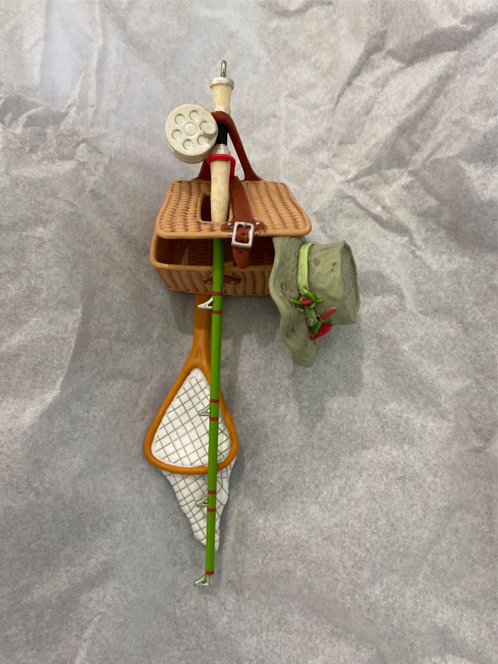 Feelin’ Fishy  (Fishing) ornament collectible [Barcode 763795821150] - Main Image 4