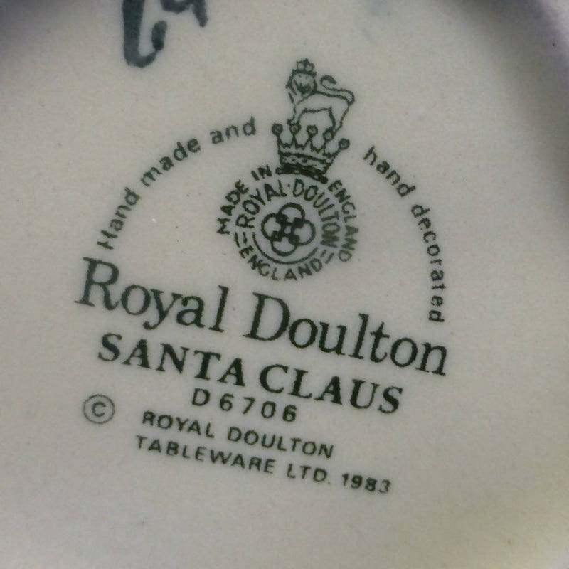 Royal Doulton - Santa Claus - D6706 - Santa (Toby Jug) ornament collectible - Main Image 2