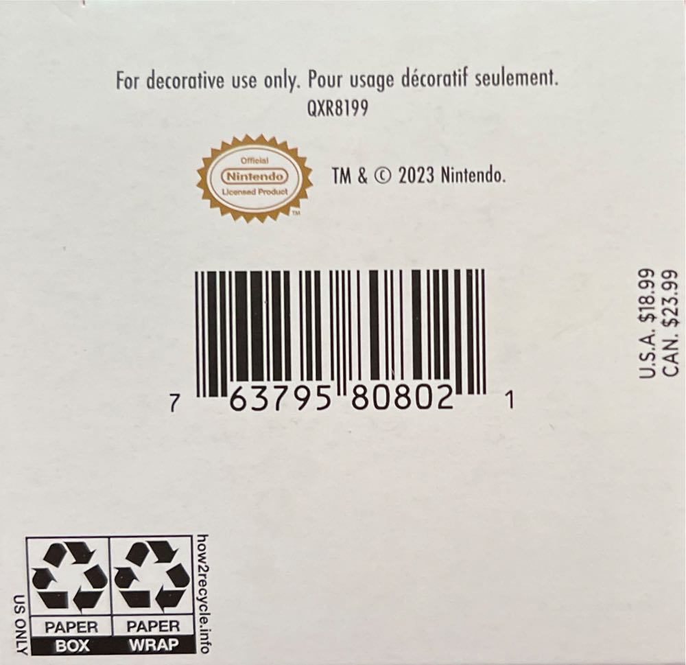 Mario (Cat Powered Up) - Keepsake (Nintendo) ornament collectible [Barcode 763795808021] - Main Image 3