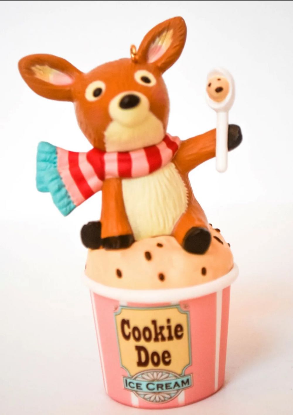 Cookie Doe  ornament collectible - Main Image 3