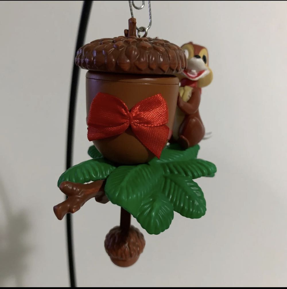 Chip & Dale: In a Nutshell - Chip And Dale ornament collectible - Main Image 3