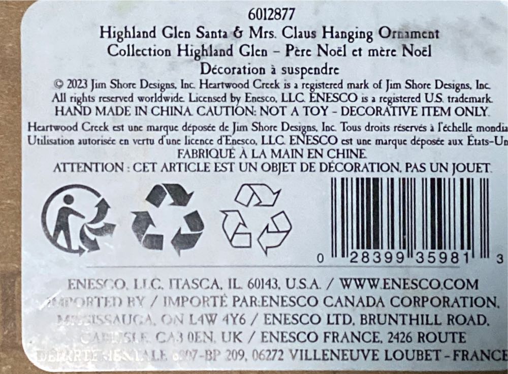 Highland Glen Santa & Mrs Claus  ornament collectible - Main Image 2