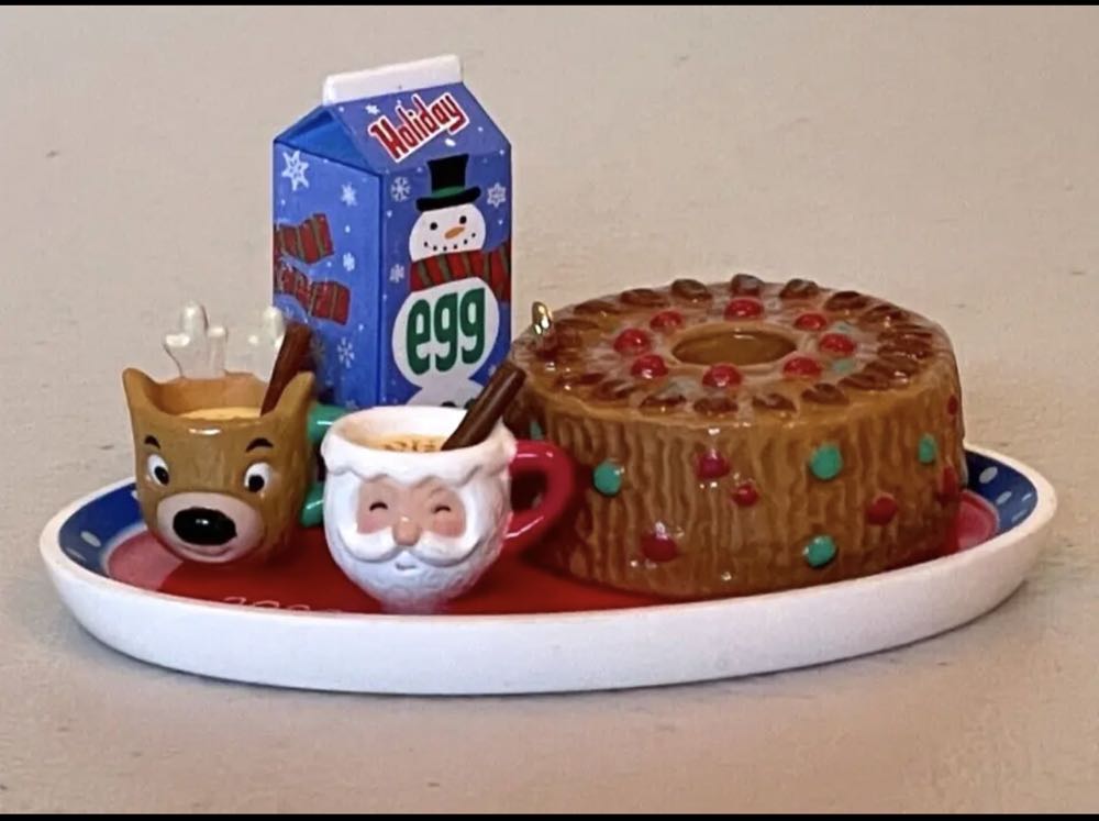 Season’s Treatings #14 - Season’s Treatings (#14 Season’s Treatings Series) ornament collectible - Main Image 3