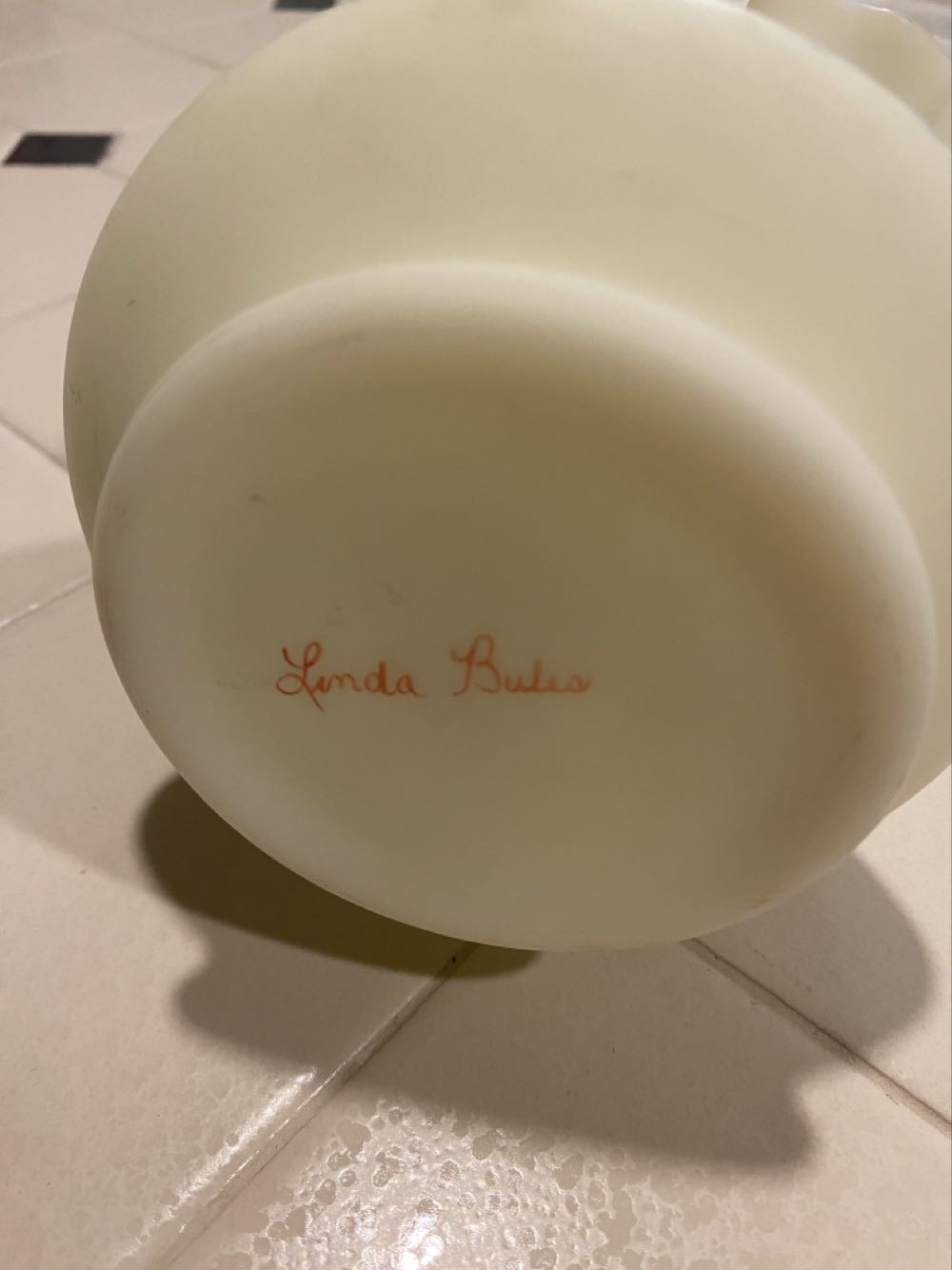 Fenton  Basket - Satin Custard Glass - Daisy  ornament collectible - Main Image 4