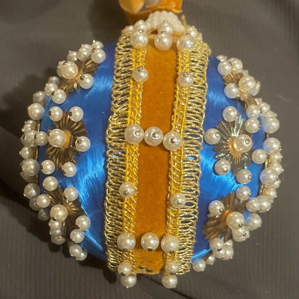 Bead & Sequin - Round - Blue, Gold, White -  Bead & Sequin (Round) ornament collectible - Main Image 2