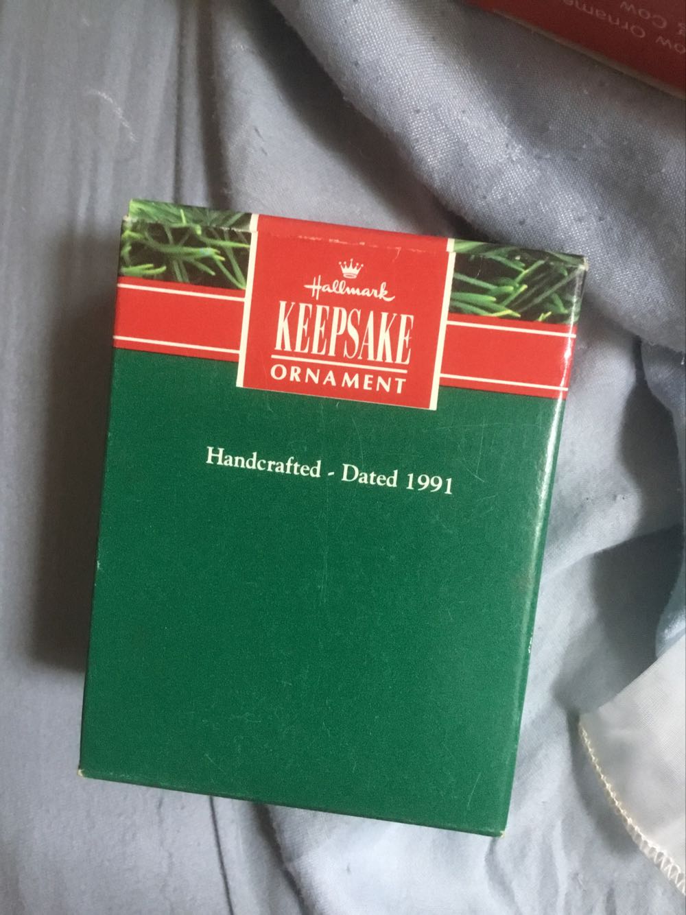 Mom-to-be Kangaroo   (Family) ornament collectible [Barcode 070000027406] - Main Image 2