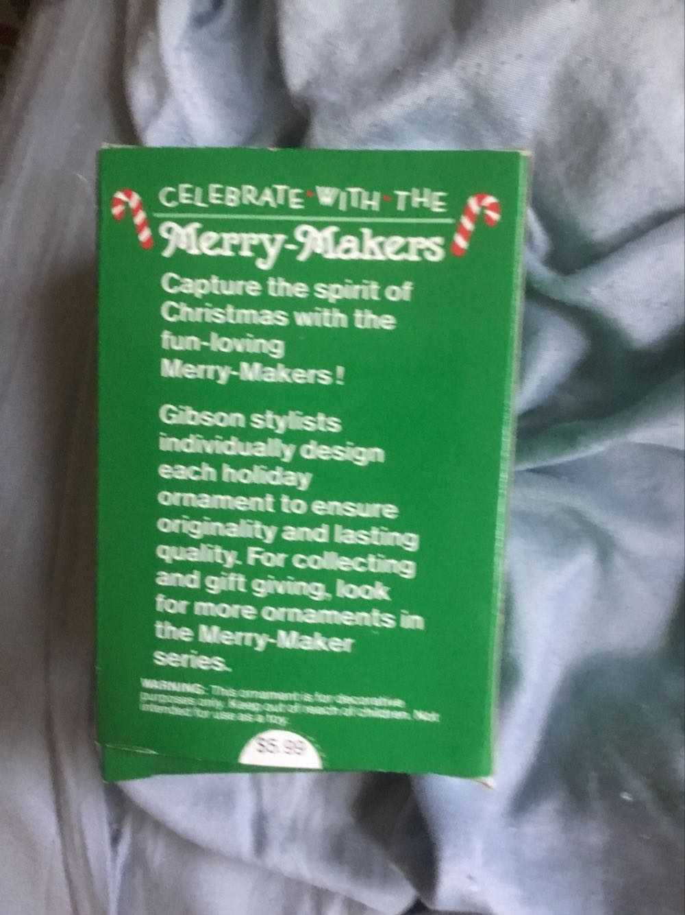 Christmas Puppy  ornament collectible [Barcode 074720620930] - Main Image 2