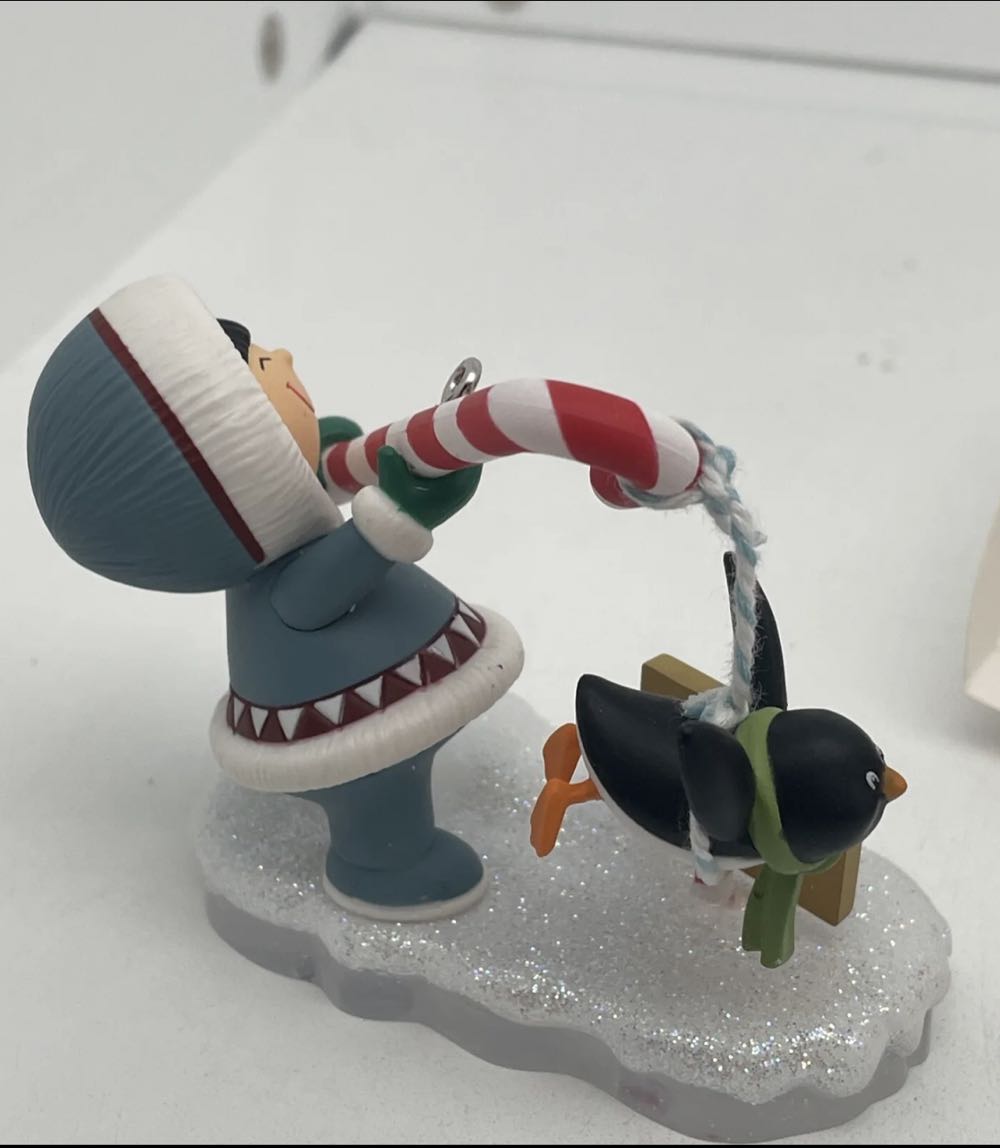 Frosty Friends #40 - Frosty Friends (#40 Frosty Friends Series) ornament collectible - Main Image 4