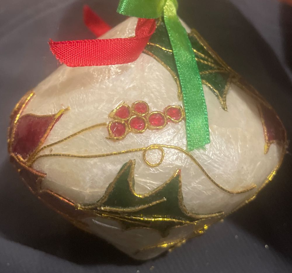 Capiz Shell - Top - Poinsettia - Poinsettia (Capiz Shell) ornament collectible - Main Image 2