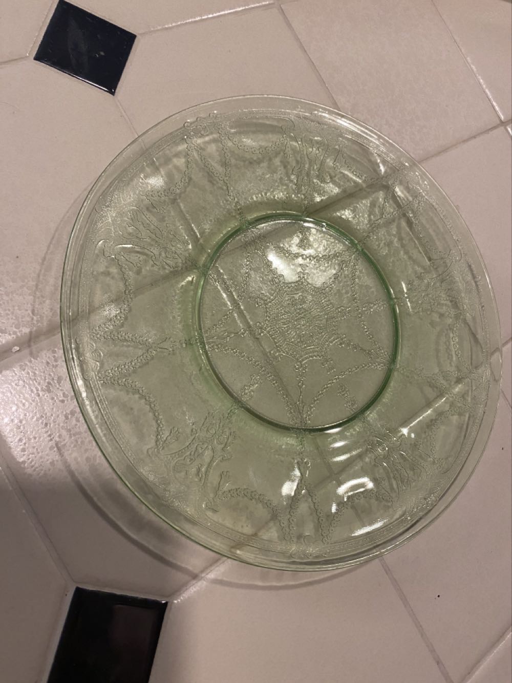 Federal Glass Georgian Lovebird Pattern 8.5” Salad Plate  ornament collectible - Main Image 2