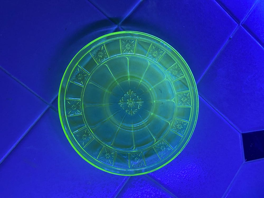 Jeanette Glass Doric Pattern Saucer  ornament collectible - Main Image 3