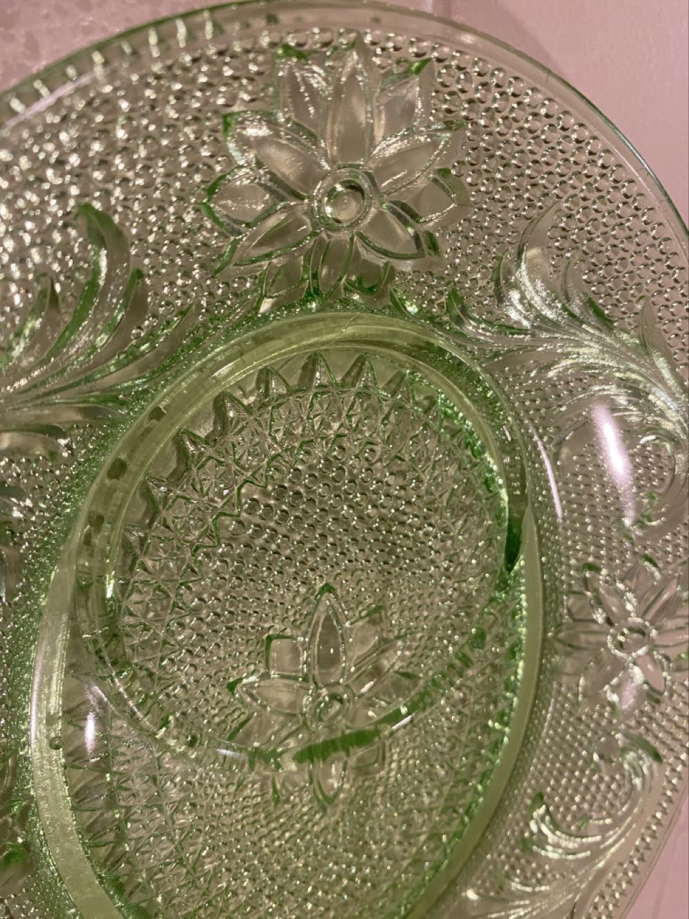 Indiana Glass Comany Tiara Sandwich Pattern Snack Plate  ornament collectible - Main Image 4