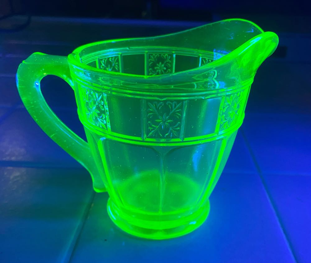 Jeanette Glass Doric Creamer 3-3/4” Tall  ornament collectible - Main Image 3